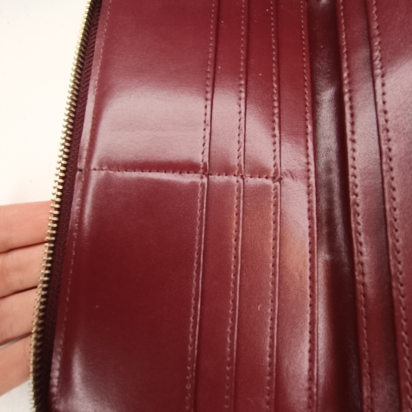 Marc Jacobs Main Line Burgundy Oxblood Minimalist Leather Zip Wallet - Picture 6 of 16